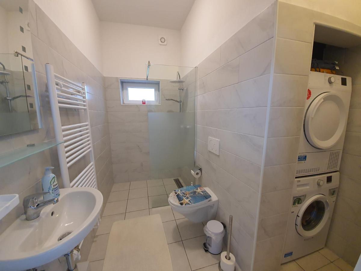 Husum Zentrum Bis 7 Personen. エクステリア 写真